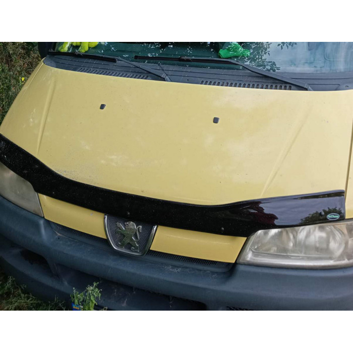 Дефлектор капота (2002-2006, EuroCap) для Peugeot Boxer рр. Один в один