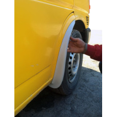 Передні бризковики (2 шт, скловолокно) для Volkswagen T4 Transporter 1990-2003 рр