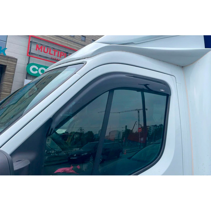Вітровики (2 шт, HIC) для Nissan NV400 2010-2024 рр