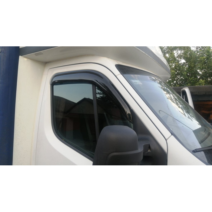 Вітровики (2 шт, HIC) для Nissan NV400 2010-2024 рр