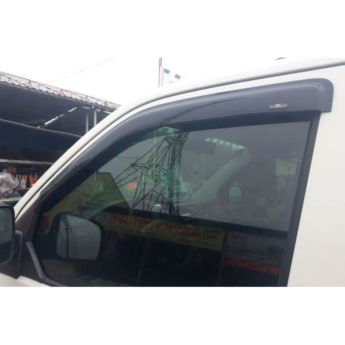 Вітровики (2 шт, HIC) для Volkswagen T5 Transporter 2003-2010 рр