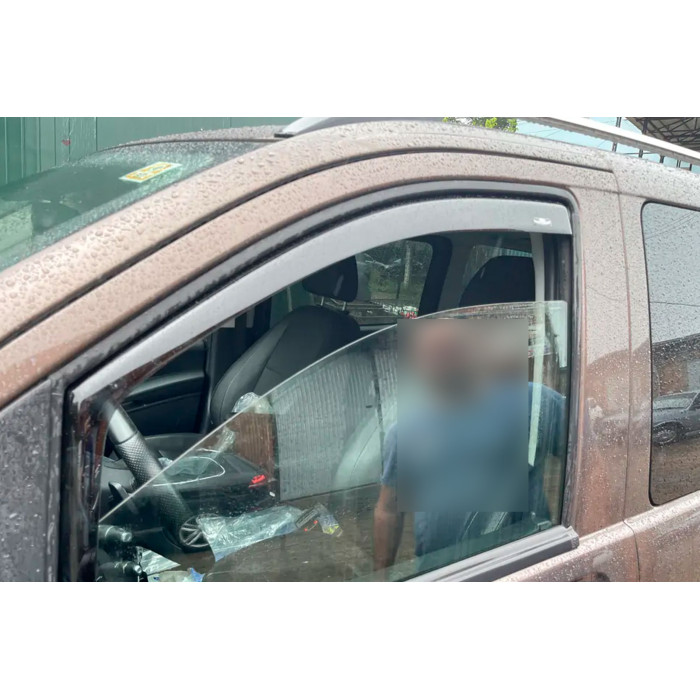 Вітровики вставні (2 шт, HIC) для Mercedes Vito/V-class W447 2014- рр