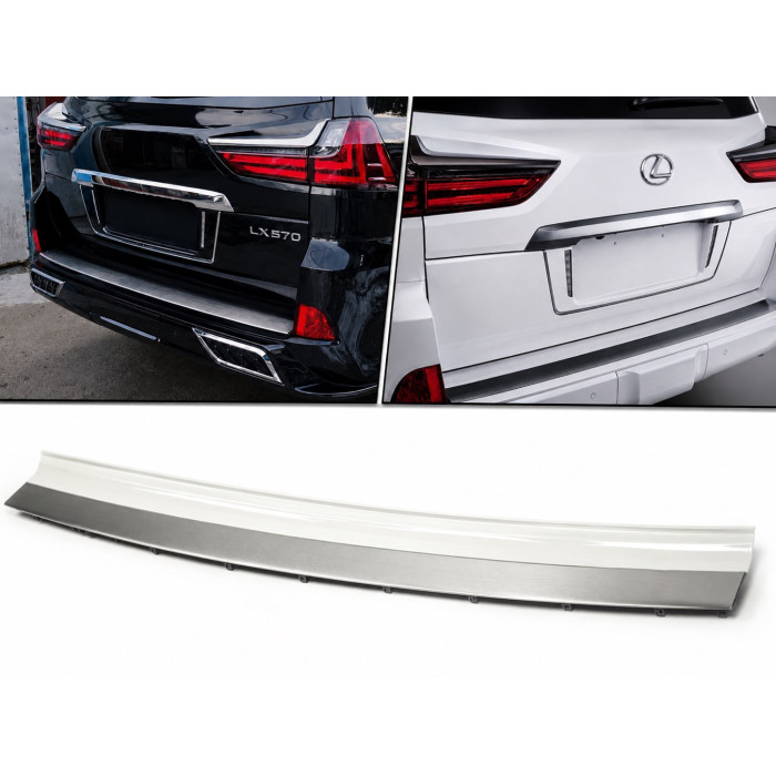 Вставка на задній бампер з хромом (2016-2026) для Lexus LX570/450d рр