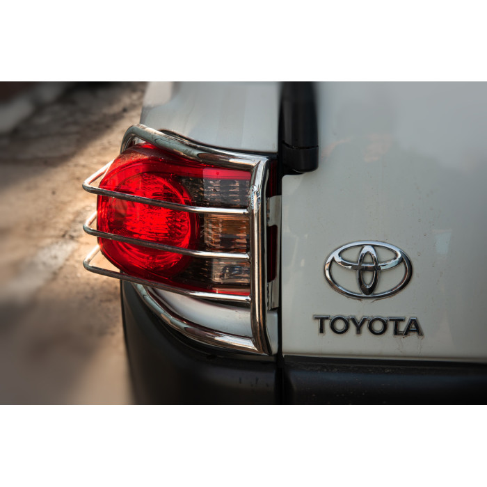 Захист задніх фонарів (нержавійка, 2 шт) для Toyota FJ Cruiser 2006-2022 рр